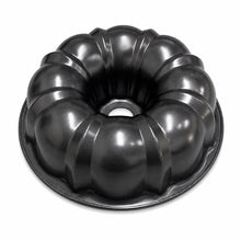8-Inch Fluted Tube Cake Pan – Black