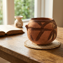 Authentic Yemeni Clay Pot- Traditional Hand Crafted Design (Ferni) 7.5" x 7.5"
