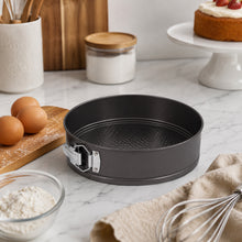 Spring form Cake Mold Set 3 Piece 9.5'', 10.25'', 11''