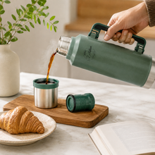 El Adham 1.9 L Stainless Steel Vacuum Flask with Handle and Cup, Green