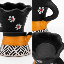 Traditional Small Clay Charcoal Holder with Handle – Black, White & Gold Decorative Scalloped Design
