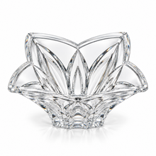 Large Clear Flower-Shaped Decorative Serving Bowl – Elegant Petal Design, 8.25"