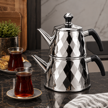 2-Piece Stainless Steel Turkish Tea Maker Set with Diamond Pattern, 2.5 L and 1 L