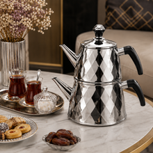 2-Piece Stainless Steel Turkish Tea Maker Set with Diamond Pattern, 2.5 L and 1 L