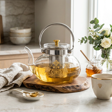Majestic Deco Glass Teapot with Metal Handle 1400ml