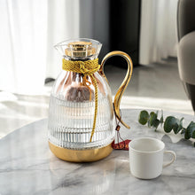 Insulated Vacuum Flask with Decorative Gold Rope Handle - Modern Serving Style 1.0L