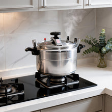 Heavy-Duty Aluminum Pressure Cooker - 11L
